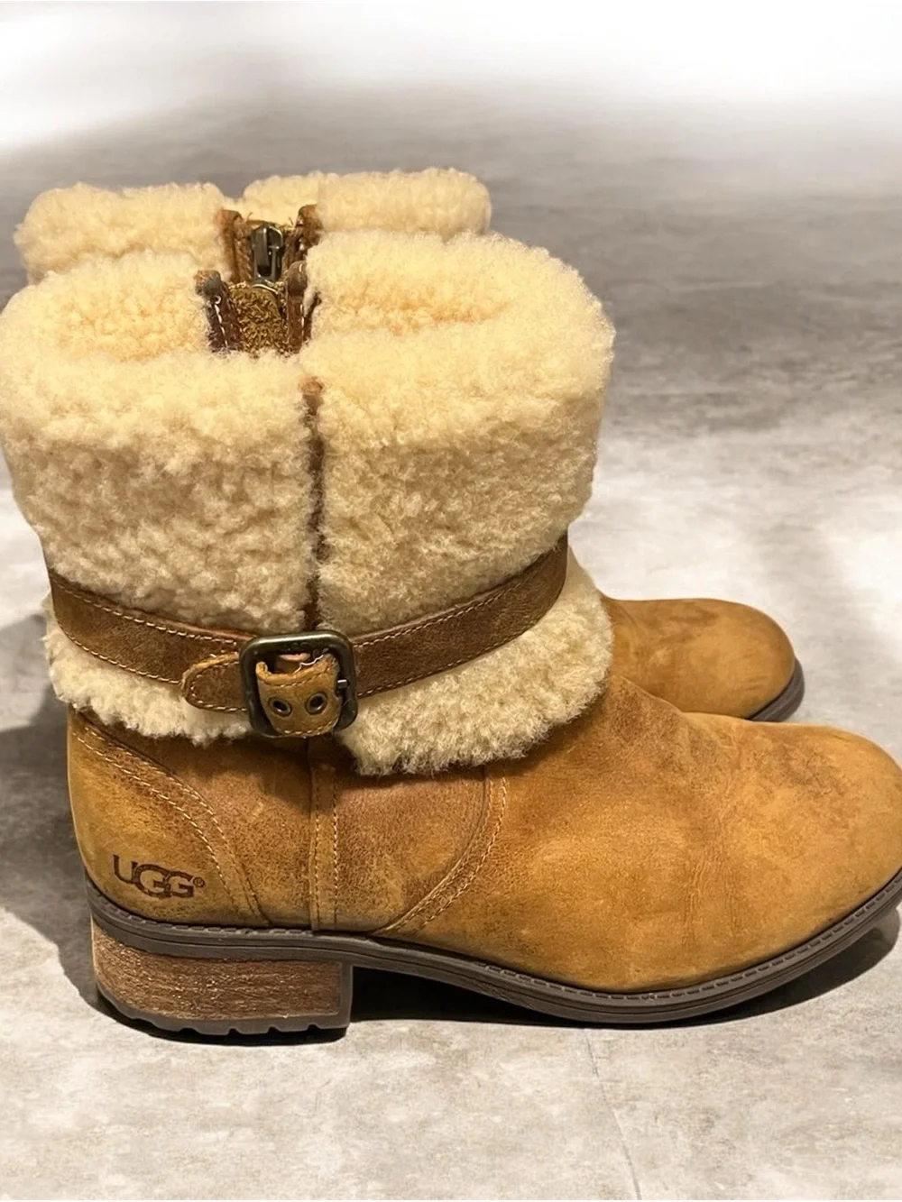 UGG Women's Chestnut Suede Shearling Cuff Ankle Boots